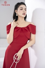49193D93 - Đầm tiệc nhẹ lụa đỏ, vai lệch xếp ly.