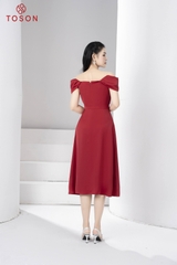 49193D93 - Đầm tiệc nhẹ lụa đỏ, vai lệch xếp ly.