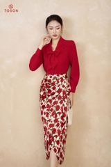 12045D35 - Áo silk đỏ dài tay cổ buộc nơ