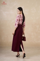 37028D65 - Chân váy đỏ đô diễu chỉ phối