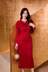 49132D96 - Đầm len đỏ, vai phối tà bong khoác rời