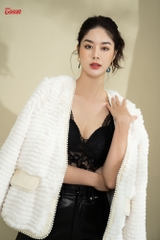 89954W53 - Áo lông trắng kem dáng dài phối dây ngọc trai Limitted