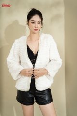 89954W53 - Áo lông trắng kem dáng dài phối dây ngọc trai Limitted