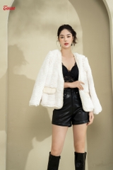 89954W53 - Áo lông trắng kem dáng dài phối dây ngọc trai Limitted