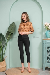 24006B620 -  Quần vittex đen túi chéo dáng công sở, cạp phối đỉa.