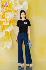 AP333B34 - Áo cotton croptop đen in hoa tím nhỏ