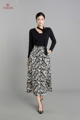 33037H65 - Chân váy xoè lụa hoa hồng túi chéo