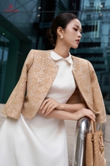 82021 - Áo khoác ngắn gấm lông thêu hoa