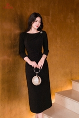 49008B95 - Đầm tay lỡ đen kim tuyến tạo xoắn