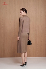 B6703 - Bộ len đen đính cúc: áo cổ đức + Đầm