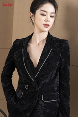 84976B52 - Áo vest blazer đen nhung loang, phối lé dây kim tuyến.