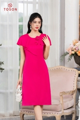 40170P83 - Đầm lụa hồng sen dáng suông, xếp bèo vai cuốn hoa Limitted