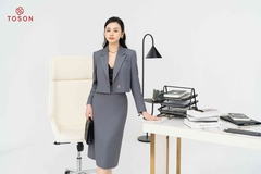 S8395G93 - Bộ vest ghi chì: Áo Vest suông + chân váy Limitted..