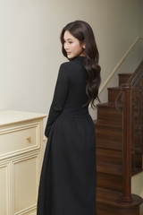 43279B66 - Đầm đen xoè kéo khoá trước