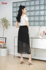 35062B03 - Chân váy đen phủ voan ngựa sẻ tà 2 bên.