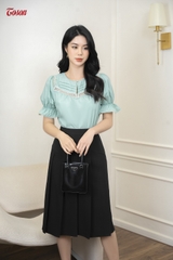 38059B63 - Chân váy đen xếp ly nối tiếp.