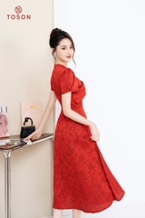 43032D24 - Đầm lụa đỏ hoa nhí dáng xòe tà bong xếp
