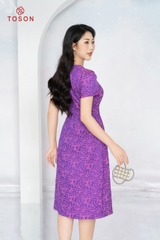 44179T94 - Đầm lụa tím in hoa, dáng A xếp ly