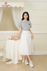 AP114W24 - Áo phông nền trắng kẻ đen, ngực in trái tim