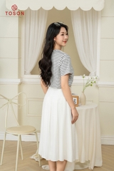 AP114W24 - Áo phông nền trắng kẻ đen, ngực in trái tim