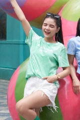 AP127X24 - Áo cotton loang xanh in chữ decan