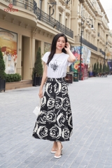 AP208W24 - Áo cotton trắng tay dơi, in hoa hồng