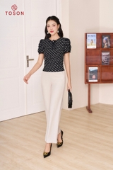 13146B94 - Áo đen lụa silk, hình con ngựa đính nơ cổ