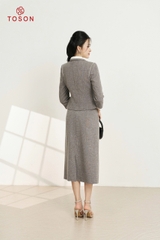 B8352G94 - Bộ vest text ghi: Vest cổ trắng + CV