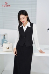 19010B95 - Áo gile đen tuýp si đính cúc trang trí