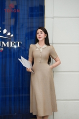 43007N95 - Đầm xoè xước nhật nâu, phối cổ sam