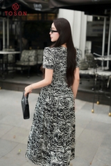 41001 - Đầm xoè xếp ly lụa silk hoạ tiết