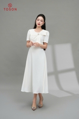 49133W05 - Đầm trắng xòe,cổ đính nơ cách điệu (limitted)
