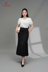 11009D35 - Áo lụa đỏ cổ tết dây đính cườm