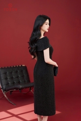 49669B34 - Đầm đen kim tuyến bling trễ vai