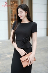 41021B35 - Đầm đen peplum đính hoa - đũi nhật