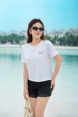 AP355 - Áo cotton croptop ngực in chữ hoa hồng