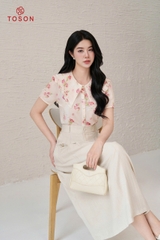 12022H95 - Áo lụa hoa cổ V bèo