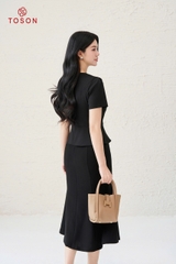 16014B35 - Áo peplump đen cổ đính hoa