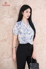 12002 - Áo silk in chữ, gấu tạo xoắn