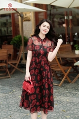 43026H35 - Đầm xòe cổ đức, tơ in hoa hồng đỏ