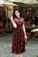 43026H35 - Đầm xòe cổ đức, tơ in hoa hồng đỏ