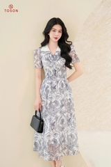 40063W14 - Đầm xếp ly tơ trắng in hoa, phối cổ