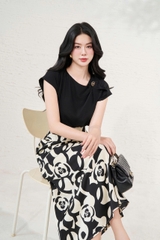 14039B95 - Áo lụa đen vai chờm xếp ly