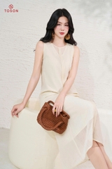 40056E95 - Đầm tơ be kem dáng suông