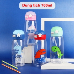 Bình nước cho bé đi học, Bình uống nước cho bé có ống hút 700ml bằng nhựa PP chịu nhiệt tốt tặng kèm túi và dây đeo tiện lợi BBShine – BN011