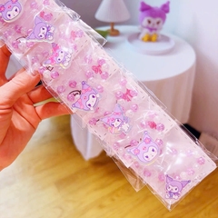 Vòng tay cho bé gái bằng chuỗi hạt nhựa trong suốt lấp lánh nhiều họa tiết đáng yêu BBShine – J053