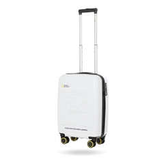 Vali National Geographic N205HA