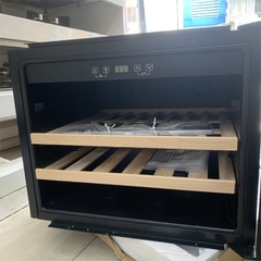 Tủ bảo quản rượu Kocher KWEU-1128B (chứa 28 chai)