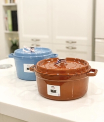 Nồi gang Staub Cocotte 24cm - màu cam quế