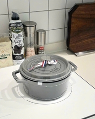 Nồi gang Staub Cocotte 16cm - màu ghi